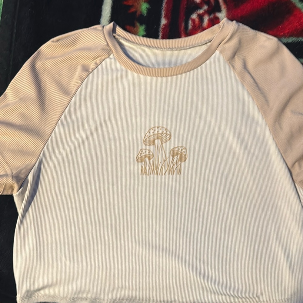 Shane mushroom crop top